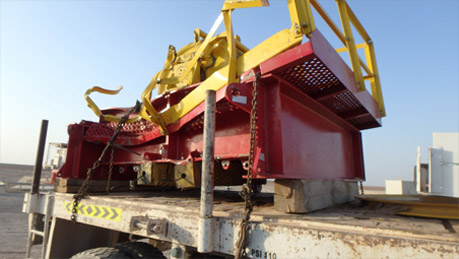 lee_c_moore_field_inside_247